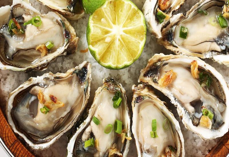 Hàu vừa có hương vị thơm ngon mà còn giúp đấng mày râu cải thiện vấn đề chăn gối